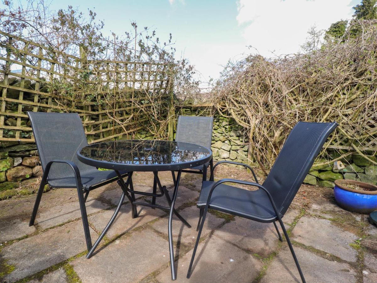 Beehive Cottage Bentham Экстерьер фото